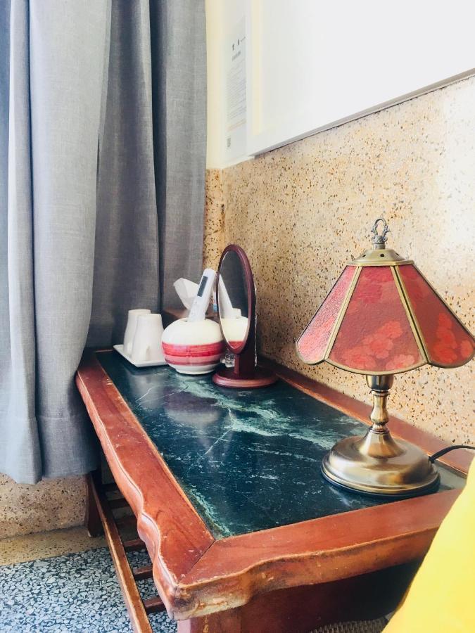 Feng Chao Home Tainan Bagian luar foto